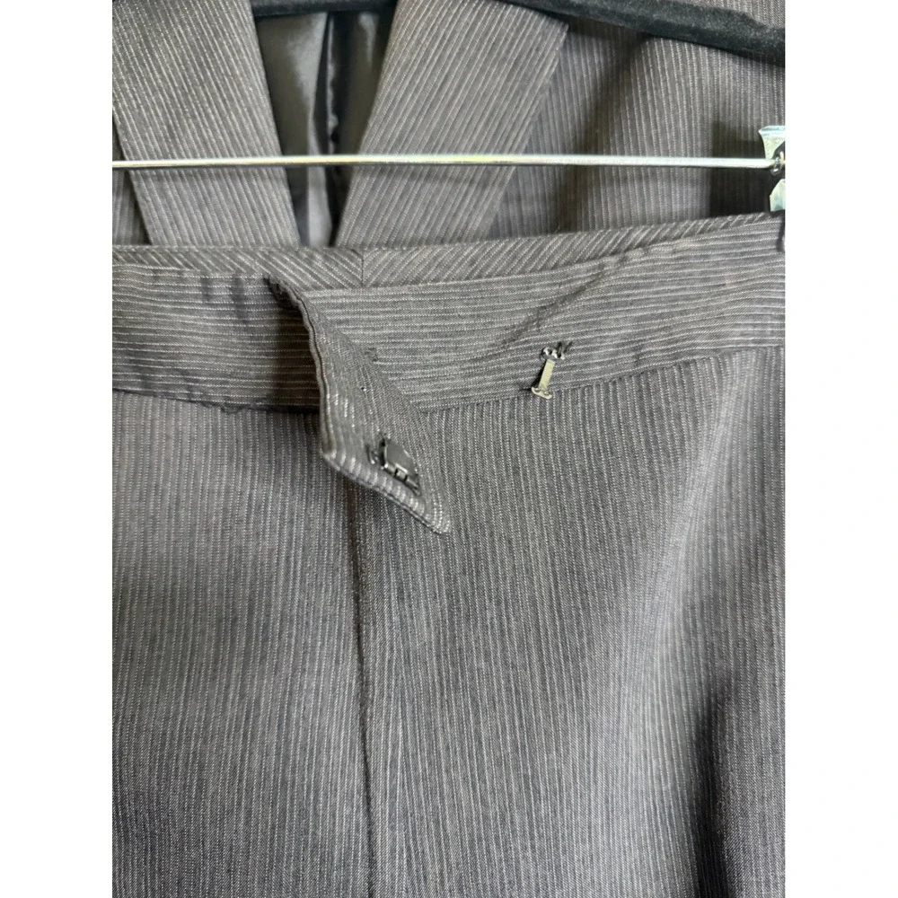 Evan Picone Womens 16 Pant Suit Gray Pinstripe Blazer Trousers 2 Piece Set‎